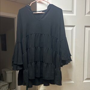 Zenana Outfitters Black Tiered Tunic
